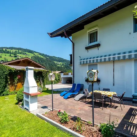 Apartment In Kirchberg Near Lift, Cleaning Included