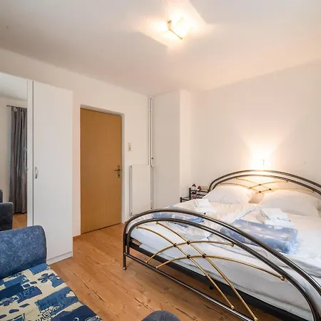 In Kirchberg Near Lift, Cleaning Included شقة كيرشبرغ ان تيرول